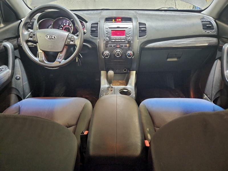 Photo 8 from auction – 2011 KIA SORENTO BA with VIN 5XYKTCA16BG033252