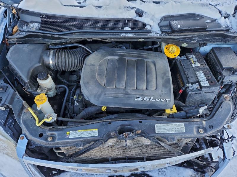 Photo 12 from auction – 2016 CHRYSLER TOWN & COU with VIN 2C4RC1BG6GR260773