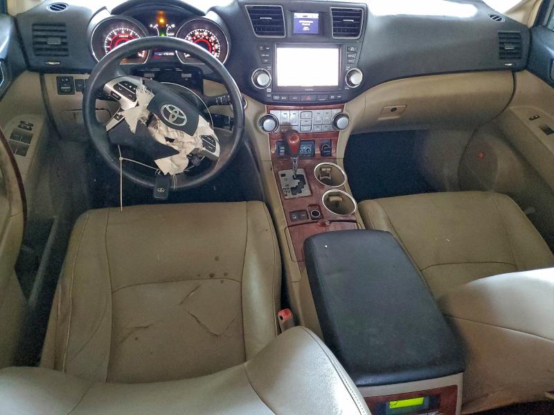 Photo 8 from auction – 2011 TOYOTA HIGHLANDER with VIN 5TDDK3EH7BS063205
