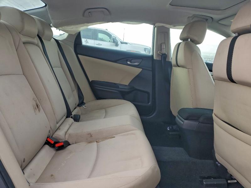 Photo 10 from auction – 2018 HONDA CIVIC with VIN 19XFC2F72JE008787