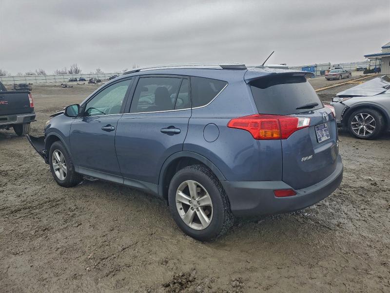Photo 2 from auction – 2014 TOYOTA RAV4 XLE with VIN 2T3RFREV5EW176236