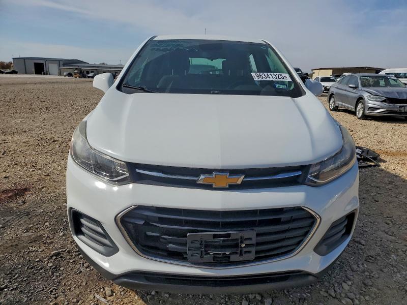 Photo 5 from auction – 2018 CHEVROLET TRAX LS with VIN KL7CJKSB1JB524183