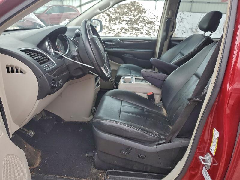 Photo 7 from auction – 2016 CHRYSLER TOWN & COU with VIN 2C4RC1BG1GR128391