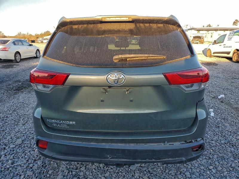 Photo 6 from auction – 2019 TOYOTA HIGHLANDER with VIN 5TDZZRFH3KS300971