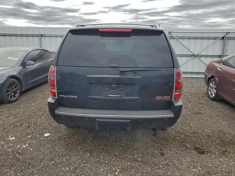 Photo 6 from auction – 2013 GMC YUKON DENA with VIN 1GKS2EEF5DR173872