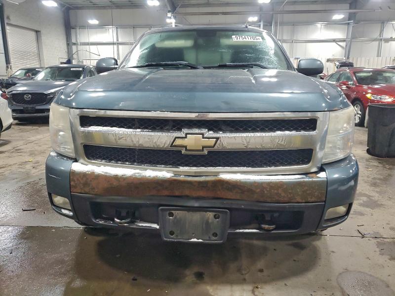 Photo 5 from auction – 2007 CHEVROLET SILVERADO with VIN 1GCEK19097Z580251