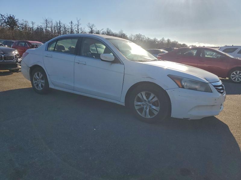 Photo 4 from auction – 2011 HONDA ACCORD with VIN 1HGCP2F6XBA004863