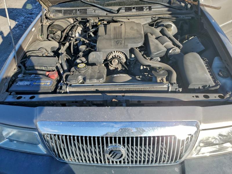 Photo 11 from auction – 2005 MERCURY GRAND MARQ with VIN 2MEFM75W85X659651