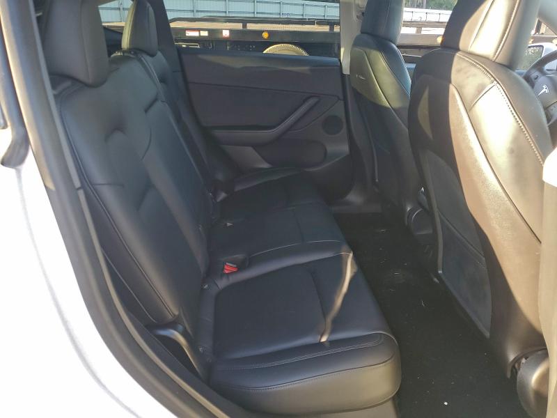 Photo 11 from auction – 2020 TESLA MODEL Y with VIN 5YJYGDEE3LF029783