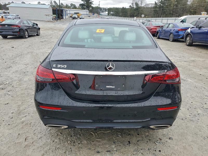 Photo 6 from auction – 2022 MERCEDES-BENZ E with VIN W1KZF8DB5NB056646