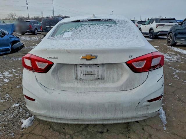 Photo 6 from auction – 2017 CHEVROLET CRUZE with VIN 1G1BE5SM2H7280619