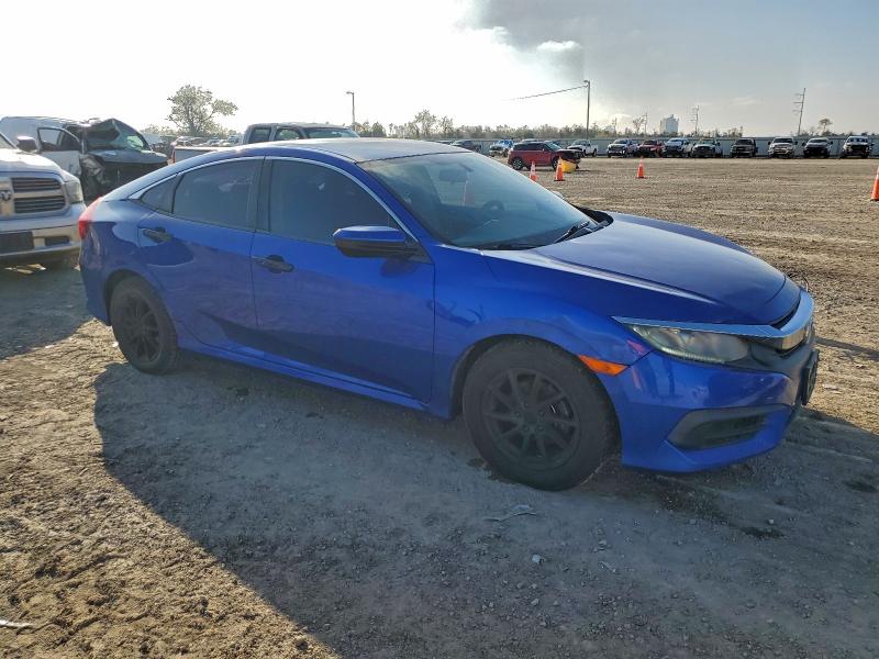 Photo 4 from auction – 2017 HONDA CIVIC LX with VIN 19XFC2F50HE057754