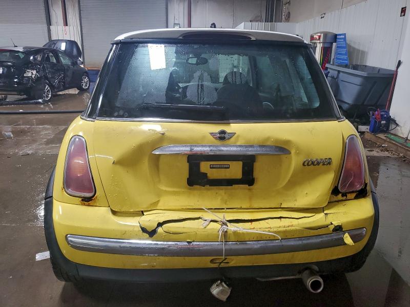 Photo 6 from auction – 2002 MINI COOPER with VIN WMWRC33482TE11002