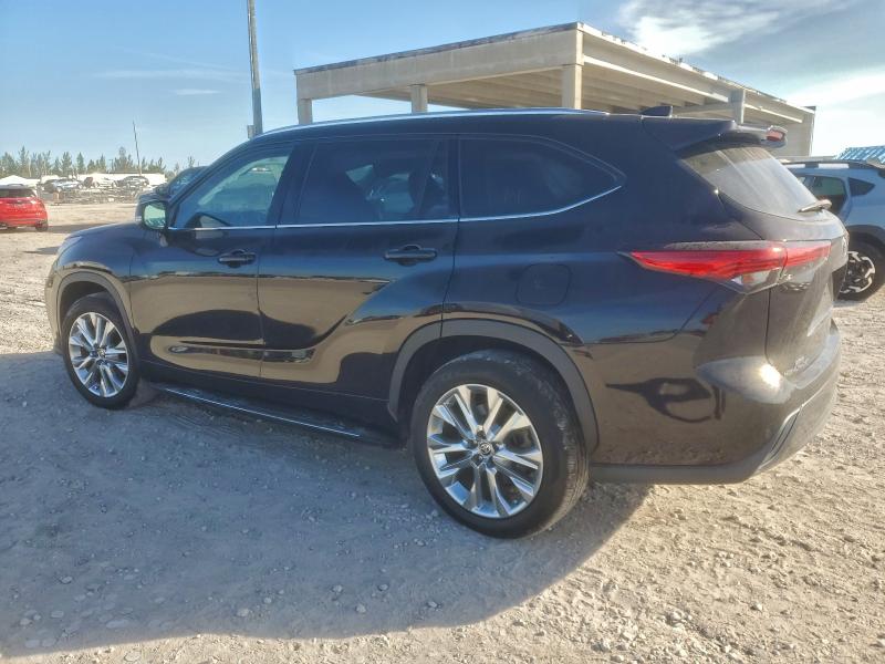 Photo 2 from auction – 2021 TOYOTA HIGHLANDER with VIN 5TDYZRAH2MS058485