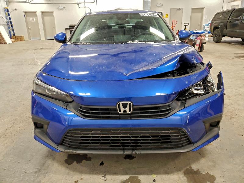 Photo 5 from auction – 2022 HONDA CIVIC EX with VIN 2HGFE2F33NH102082