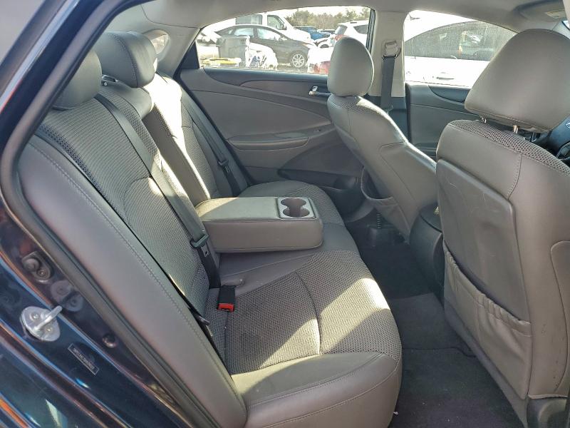 Photo 10 from auction – 2013 HYUNDAI SONATA with VIN 5NPEC4AC7DH534022