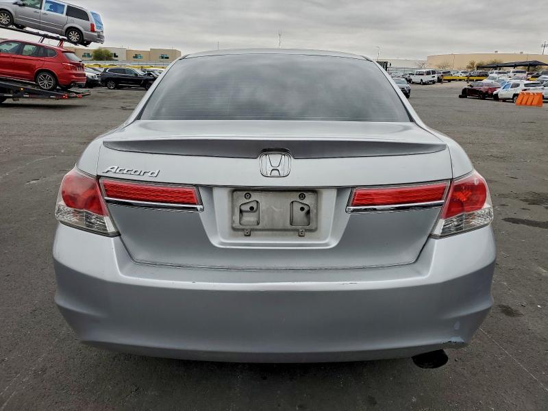 Photo 6 from auction – 2012 HONDA ACCORD LX with VIN 1HGCP2F34CA076570