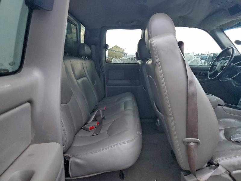 Photo 10 from auction – 2004 CHEVROLET SILVERADO with VIN 1GCHK29284E287268