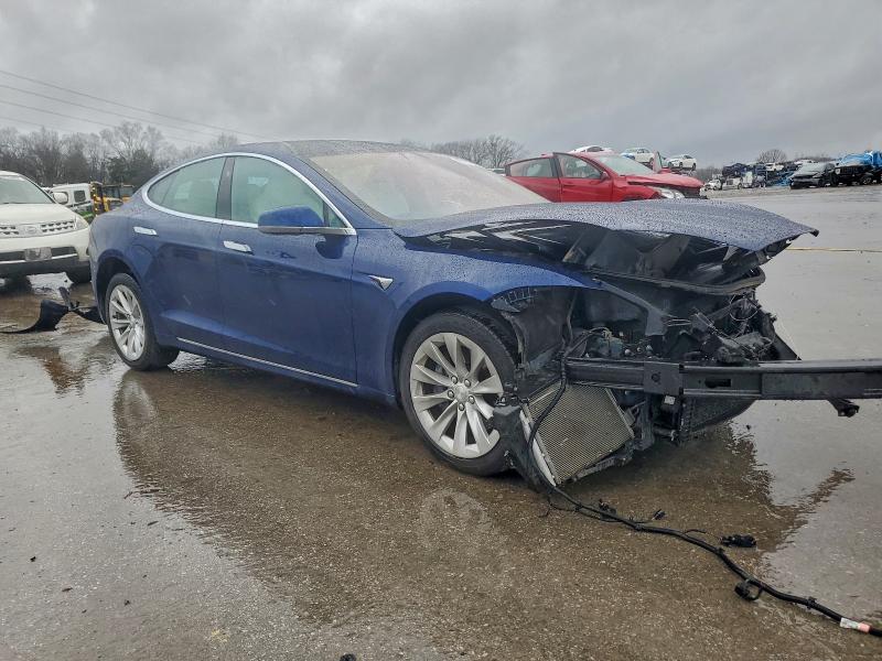 Photo 4 from auction – 2018 TESLA MODEL S with VIN 5YJSA1E28JF283787