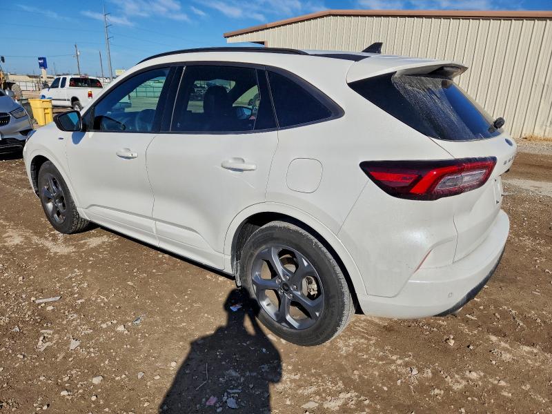 Photo 2 from auction – 2023 FORD ESCAPE with VIN 1FMCU0MN4PUA97886