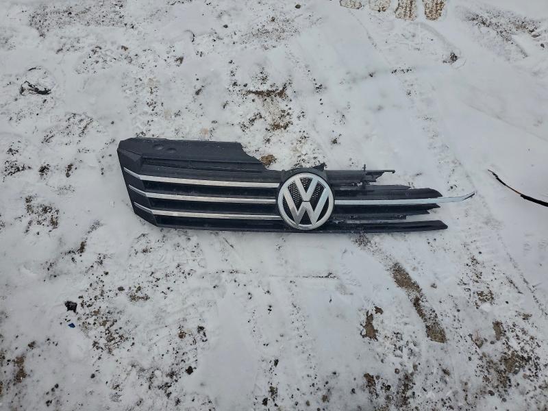 Photo 12 from auction – 2013 VOLKSWAGEN PASSAT with VIN 1VWBP7A39DC091907