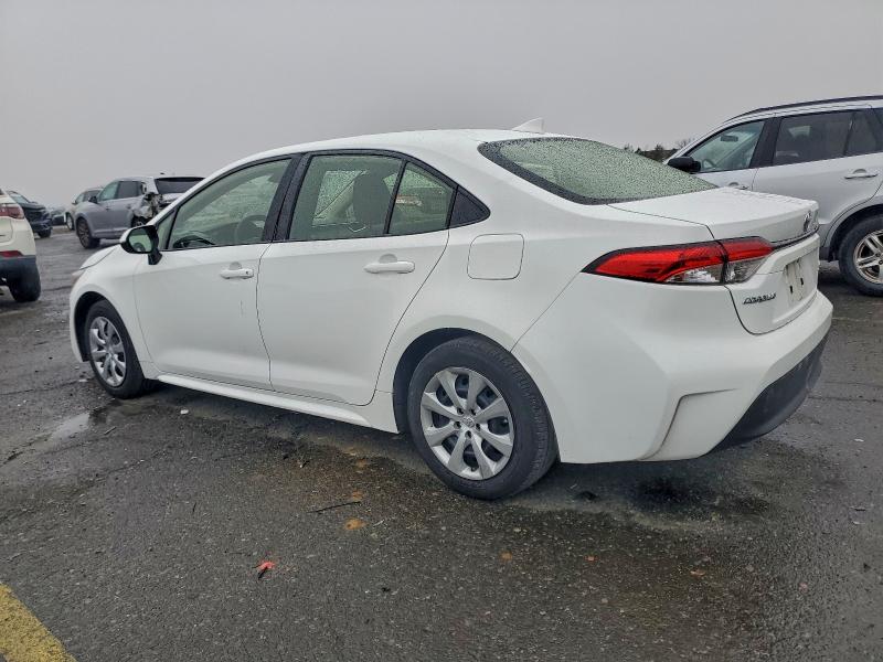 Photo 2 from auction – 2024 TOYOTA COROLLA LE with VIN JTDBCMFE8R3048738