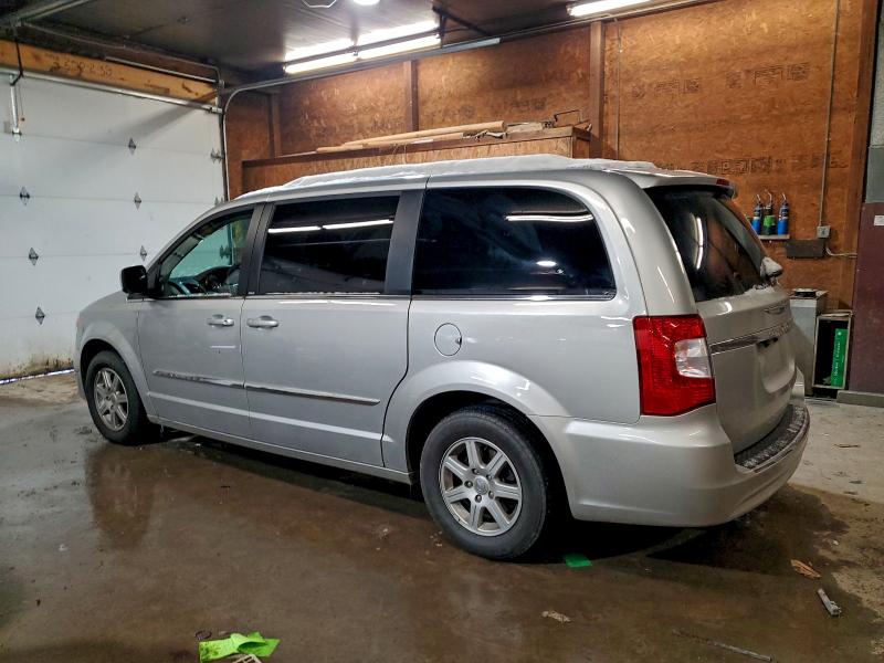 Photo 2 from auction – 2012 CHRYSLER TOWN & COU with VIN 2C4RC1BG8CR388216