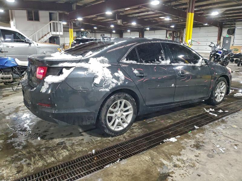 Photo 3 from auction – 2015 CHEVROLET MALIBU 1LT with VIN 1G11C5SL8FF335442