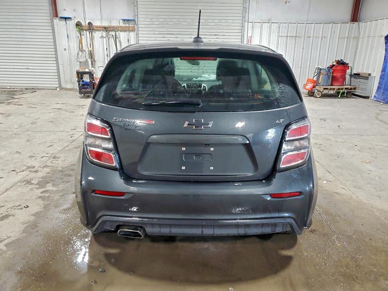 Photo 6 from auction – 2018 CHEVROLET SONIC LT with VIN 1G1JD6SB0J4104775