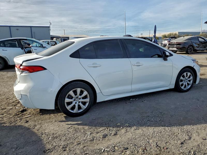 Photo 3 from auction – 2020 TOYOTA COROLLA LE with VIN 5YFEPRAE5LP047955