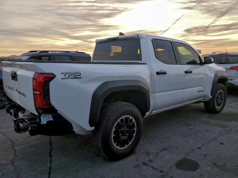 Photo 3 from auction – 2025 TOYOTA TACOMA DOU with VIN 3TMLB5JN2SM164851