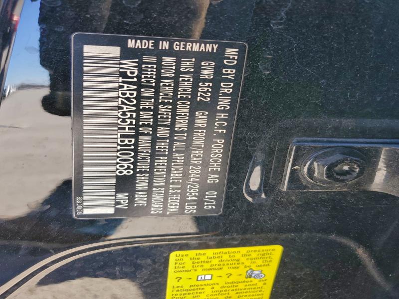 Photo 14 from auction – 2017 PORSCHE MACAN with VIN WP1AB2A55HLB10068