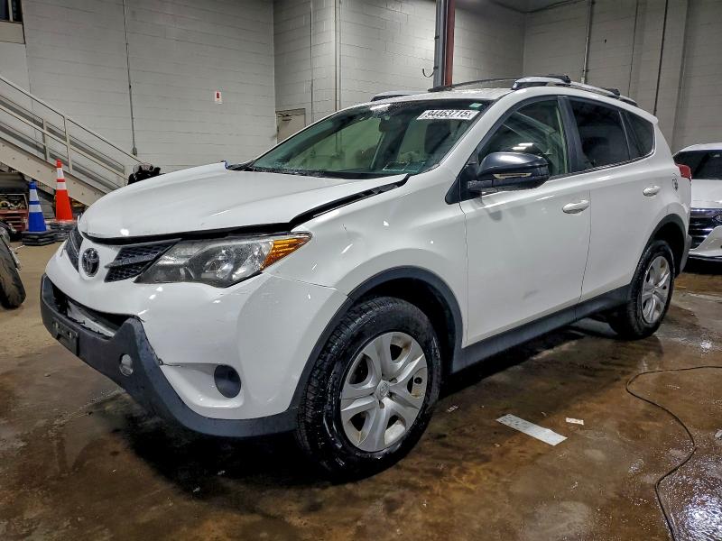 Photo 1 from auction – 2015 TOYOTA RAV4 LE with VIN JTMBFREVXFJ037463