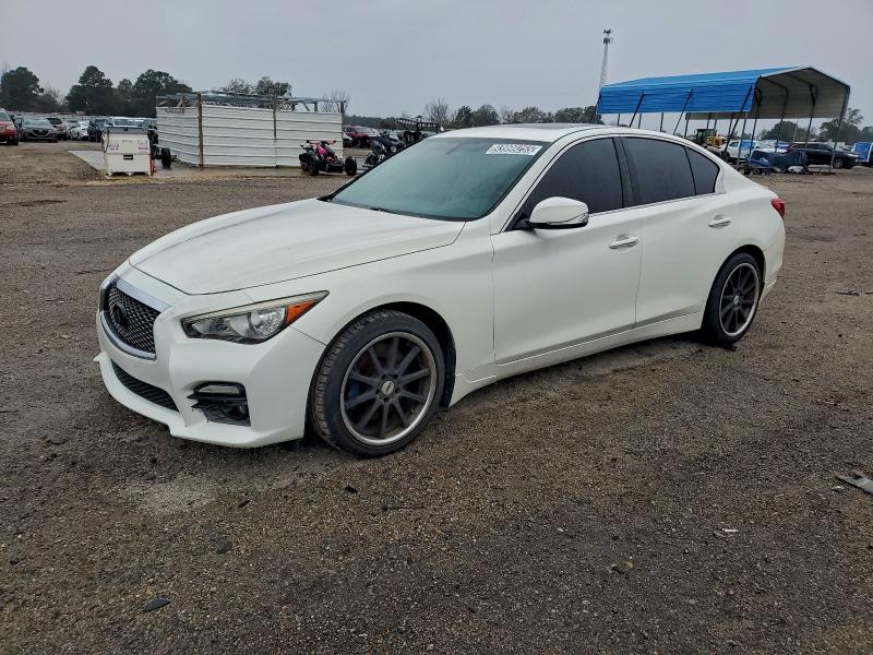 INFINITI Q50 BASE 2015 with VIN JN1BV7AP2FM358946 - Photo from auction