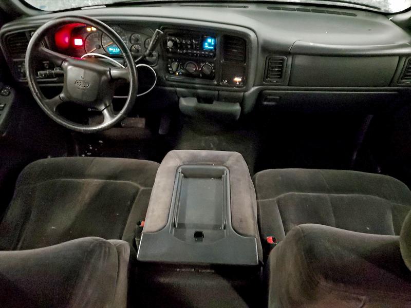 Photo 8 from auction – 2000 CHEVROLET SILVERADO with VIN 2GCEK19T3Y1155595