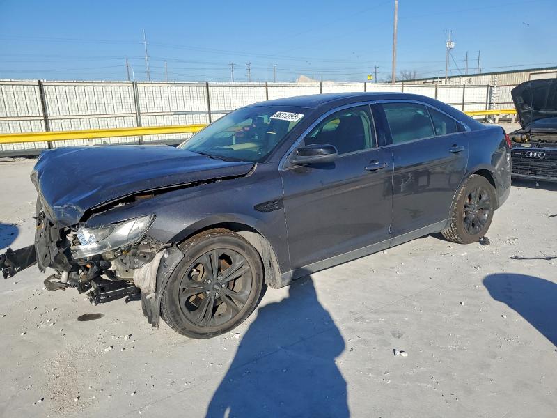 FORD TAURUS SE 2015 with VIN 1FAHP2D87FG175748 - Photo from auction