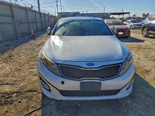 Photo 5 from auction – 2015 KIA OPTIMA with VIN KNAGM4A72F5643979