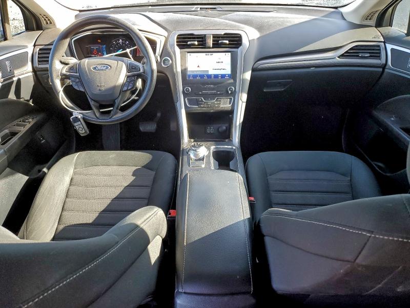 Photo 8 from auction – 2020 FORD FUSION SE with VIN 3FA6P0LU7LR113362