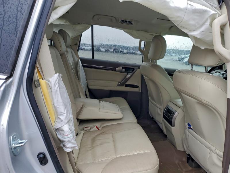 Photo 11 from auction – 2016 LEXUS GX 460 with VIN JTJBM7FX5G5141988