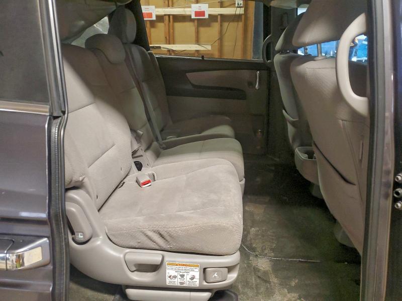 Photo 11 from auction – 2016 HONDA ODYSSEY with VIN 5FNRL5H48GB019569