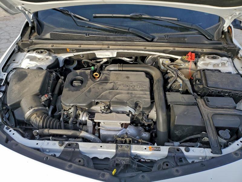Photo 11 from auction – 2020 CHEVROLET MALIBU with VIN 1G1ZD5ST3LF065788