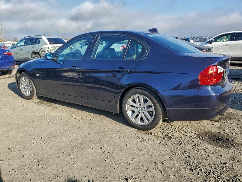 Photo 2 from auction – 2007 BMW 328 XI with VIN WBAVC93507K031463