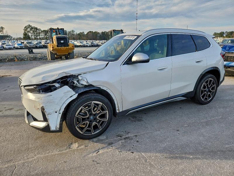 BMW X1 XDRIVE2 2023 with VIN WBX73EF03P5V88180 - Photo from auction