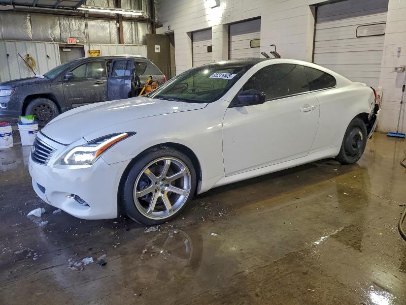 Photo 1 from auction – 2014 INFINITI Q60 JOURNE with VIN JN1CV6EL7EM130302