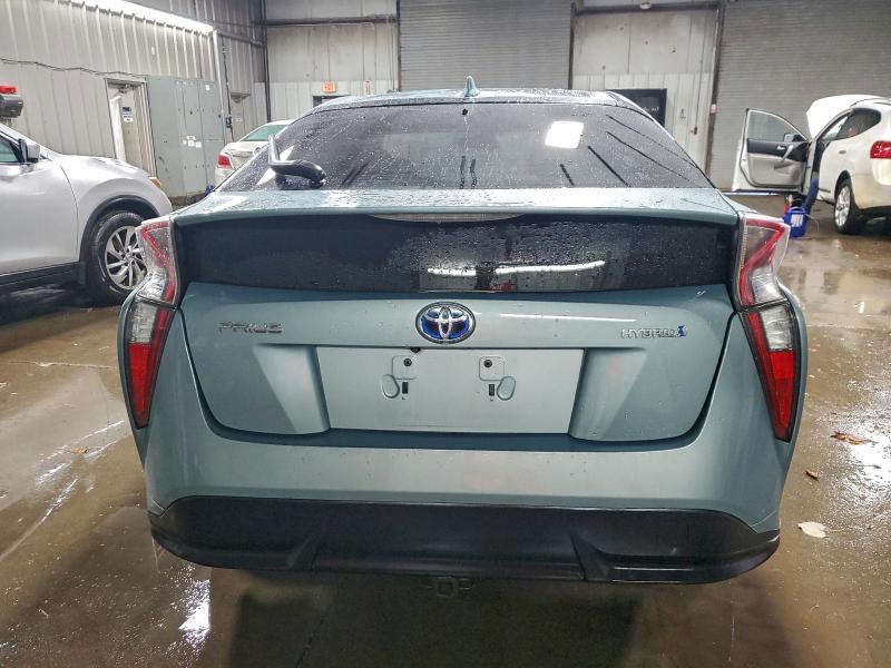 Photo 6 from auction – 2016 TOYOTA PRIUS with VIN JTDKARFU2G3509908
