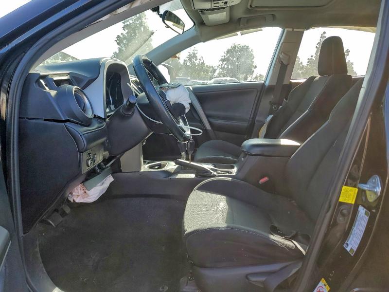 Photo 7 from auction – 2016 TOYOTA RAV4 XLE with VIN 2T3WFREV3GW248055