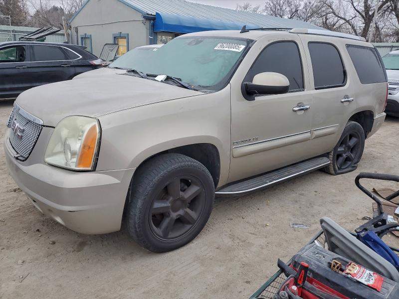 GMC YUKON DENA 2007 with VIN 1GKFK63877J339081 - Photo from auction