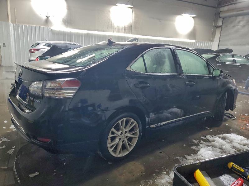 Photo 3 from auction – 2010 LEXUS HS 250H with VIN JTHBB1BA3A2015529
