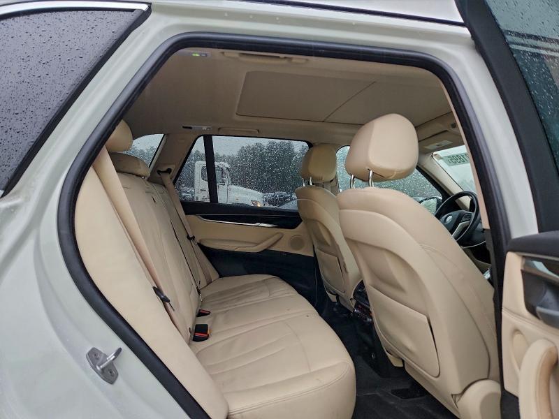 Photo 11 from auction – 2016 BMW X5 XDRIVE3 with VIN 5UXKR0C52G0U10913