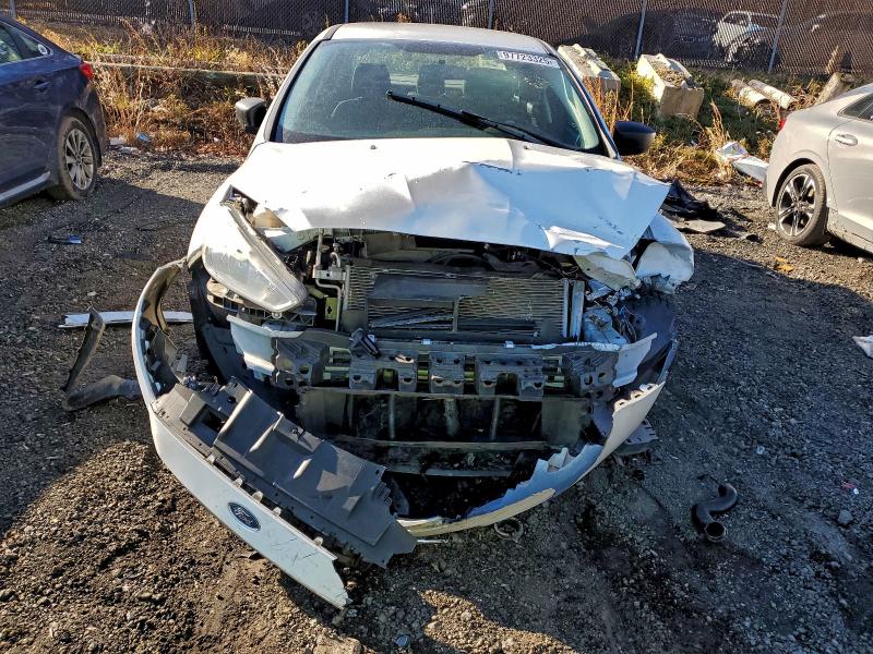 Photo 5 from auction – 2017 FORD FOCUS with VIN 1FADP3E25HL234790